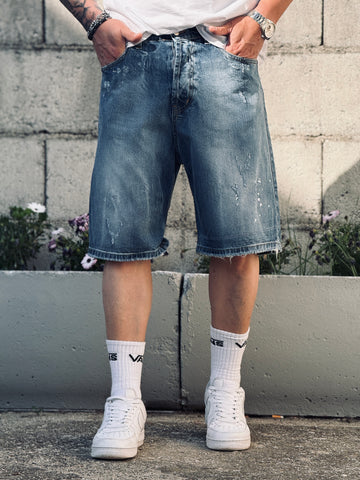 Bermuda jeans over new job brand