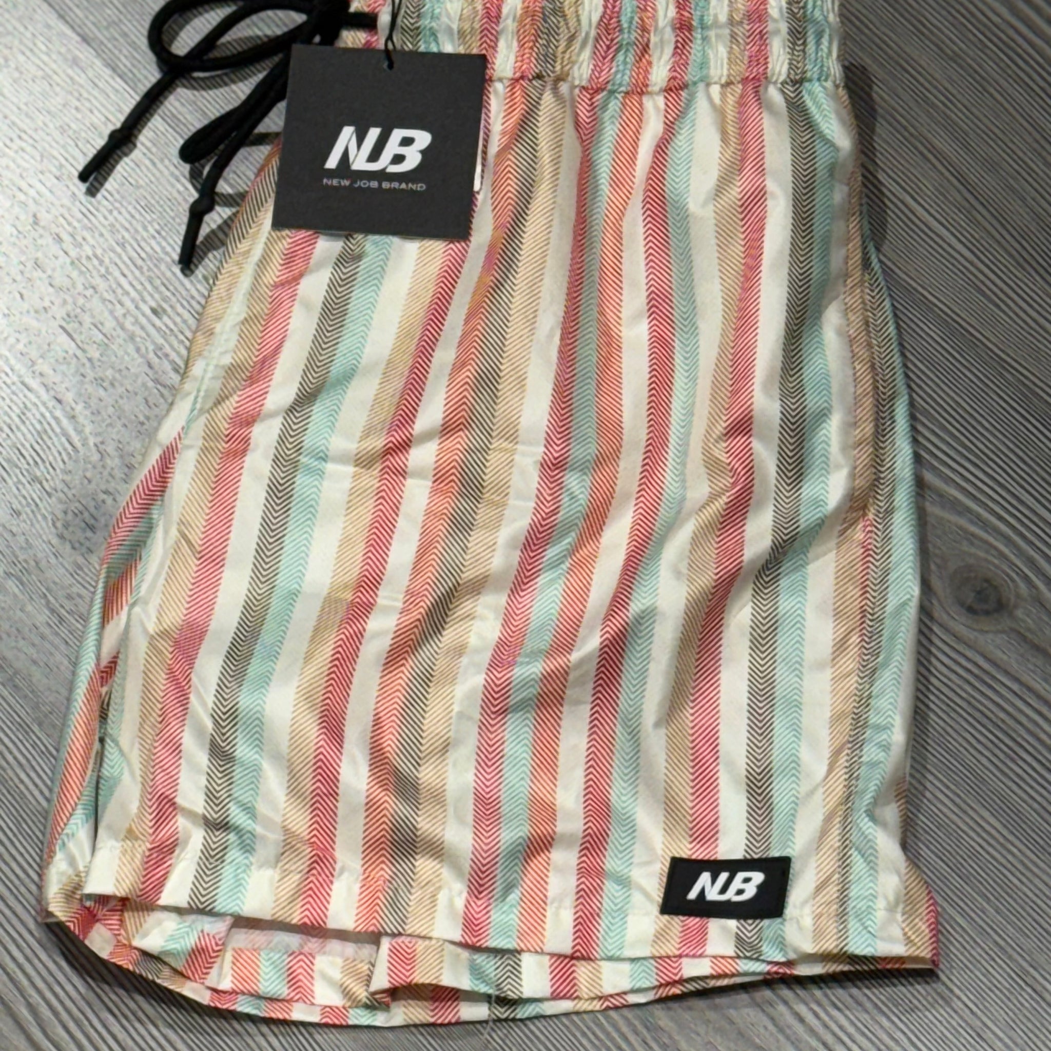 COSTUME RIGA VINTAGE  NEW JOB BRAND