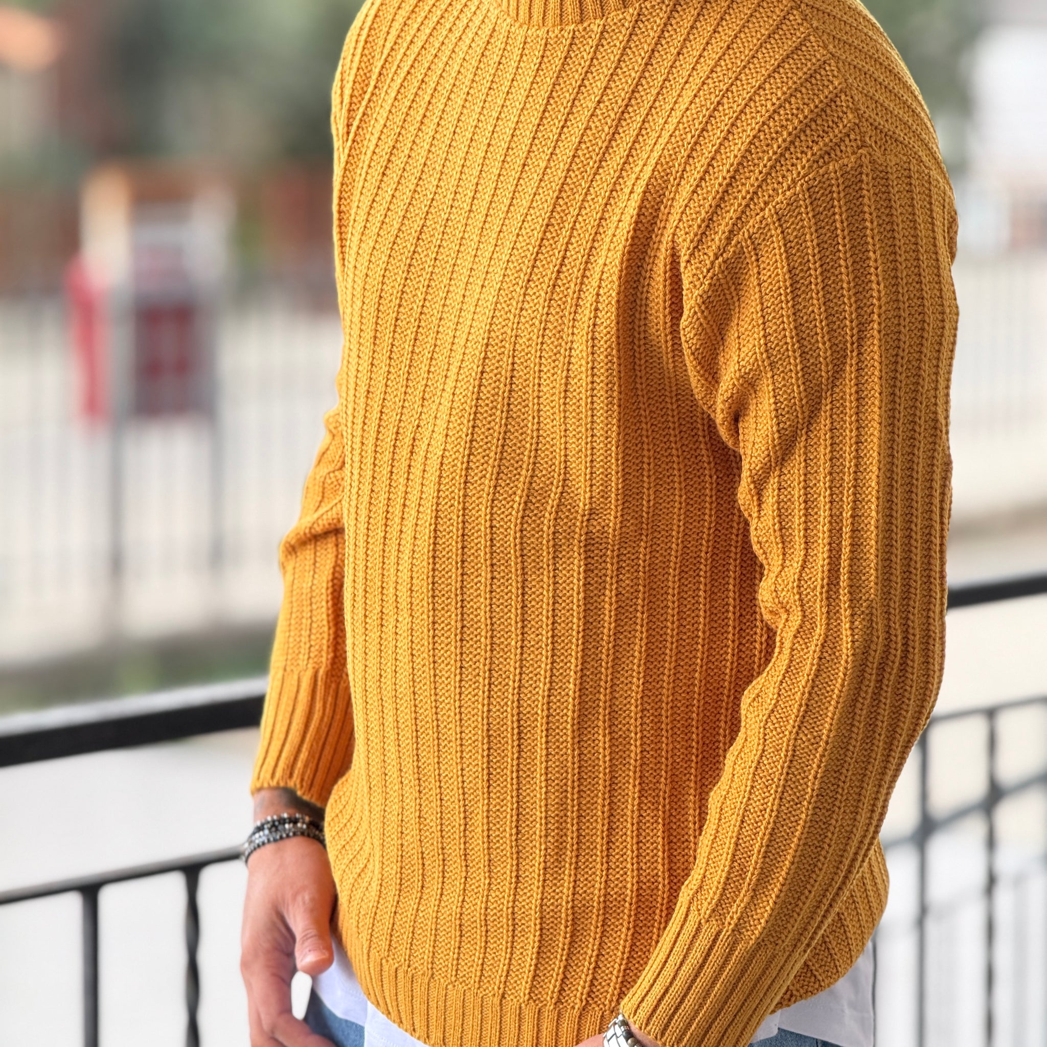 Pullover costina senape new job brand