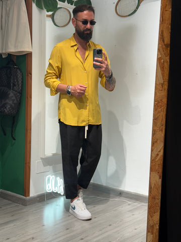 OUTFIT CAMICIA VISCOSA SENAPE+PANTALACCIO DIK NERO
